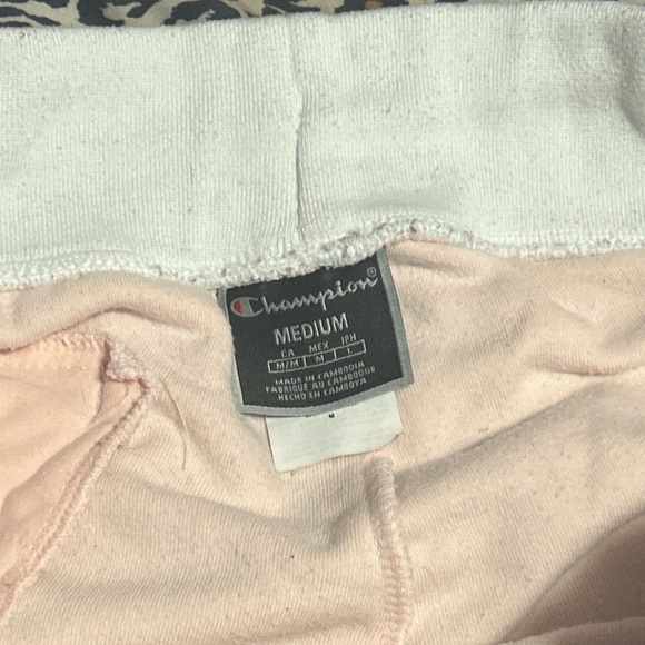 Shorts - Picture 3 of 3